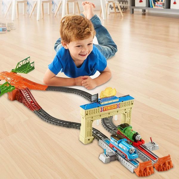 Железная дорога Fisher-Price Гонка моторизированных Томас и Перси Railway Race Thomas the Train Thomas & Percy GLK47 фото